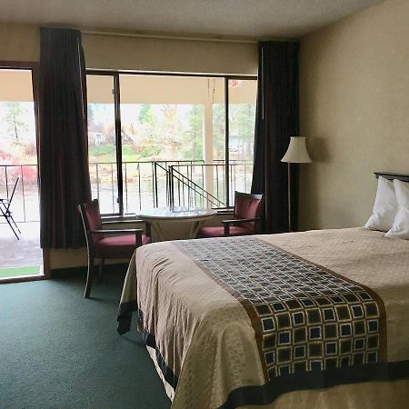 River'S Edge Lodge Peshastin Екстер'єр фото